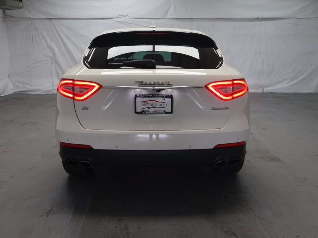 Used 2018 Maserati Levante AWD/4WD image 6