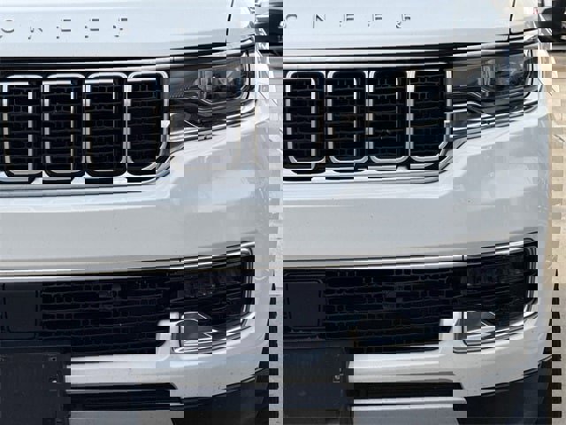 Used 2024 Jeep Wagoneer L Series II image 8