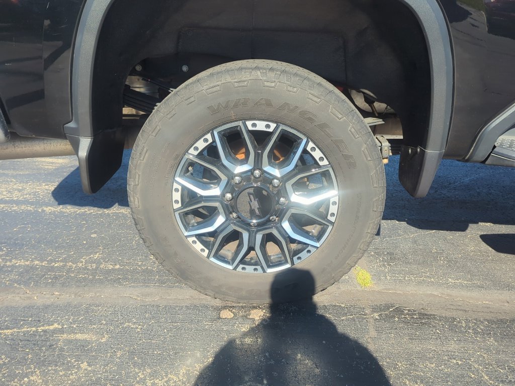 Certified 2024 Chevrolet Silverado 3500 LTZ w/ LTZ Plus Package AWD/4WD image 12