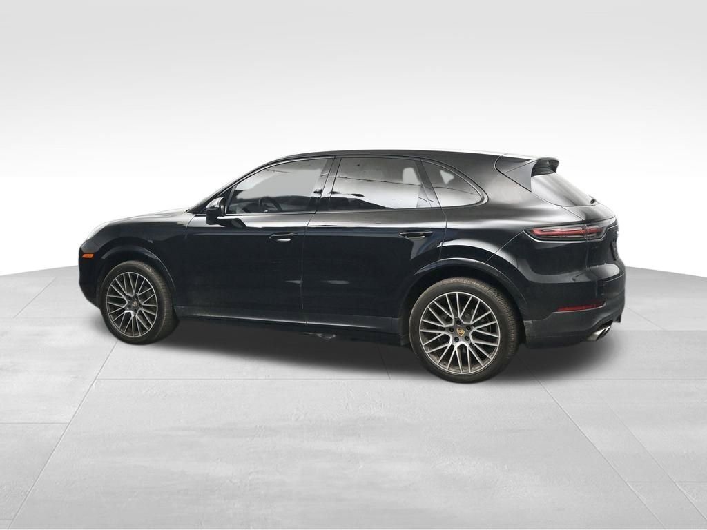 Used 2019 Porsche Cayenne S AWD/4WD image 3