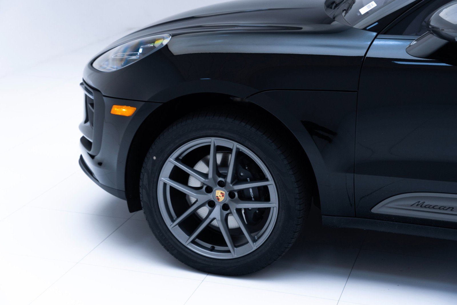 New 2025 Porsche Macan Turbo image 11