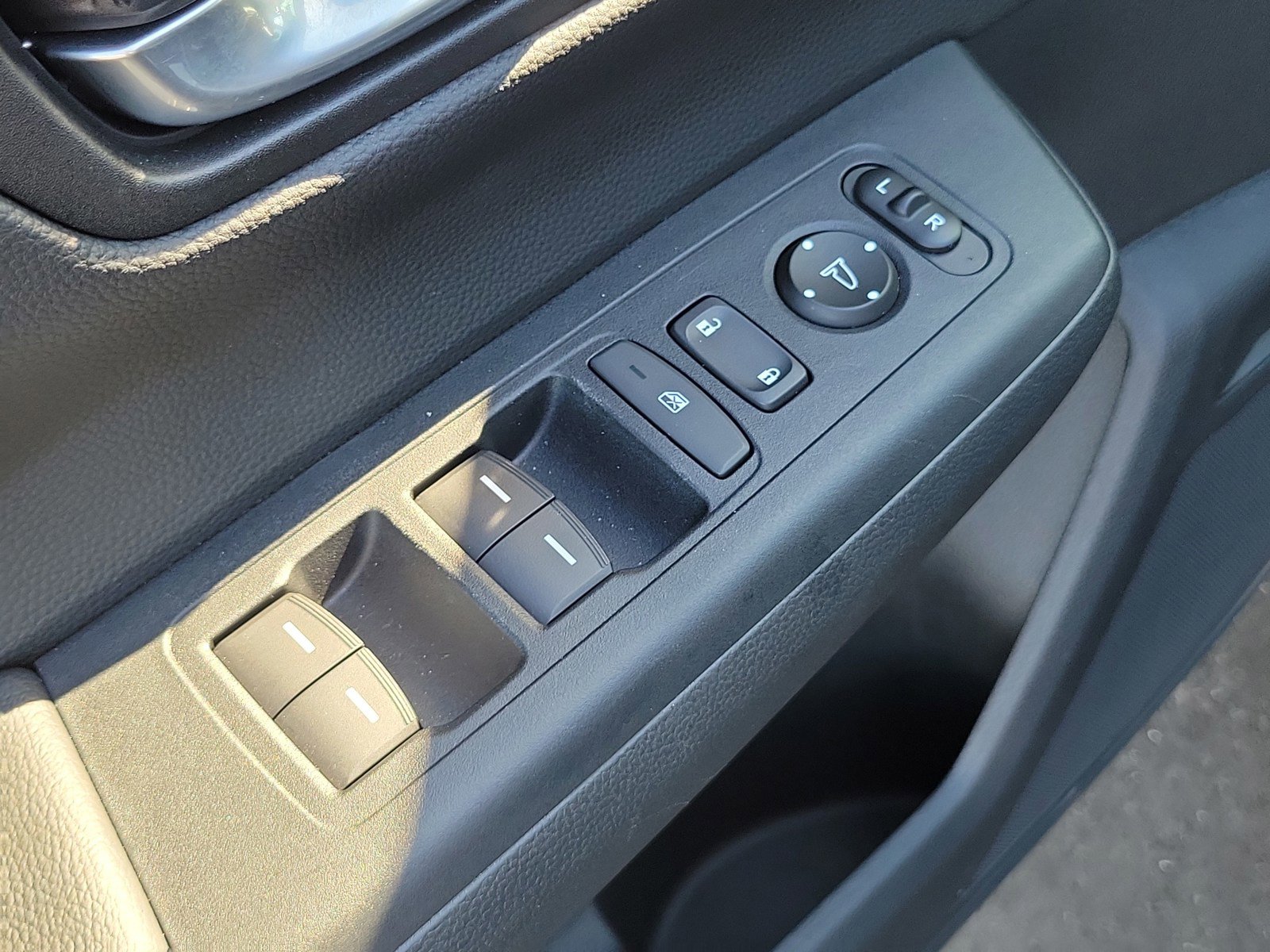 Used 2024 Honda CR-V Sport-L image 13