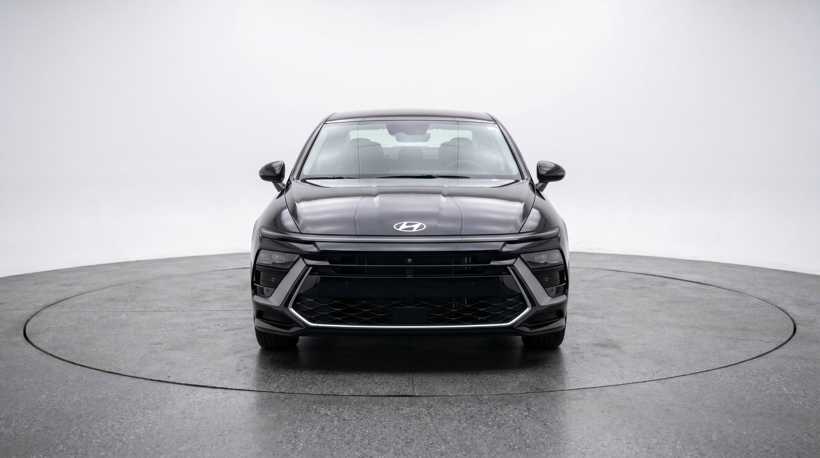 Used 2025 Hyundai Sonata SEL FWD image 2