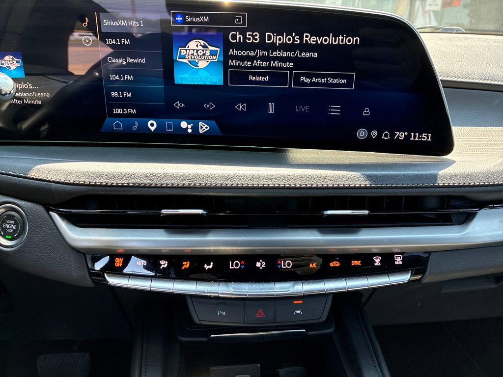 Used 2024 Cadillac XT4 Premium Luxury AWD/4WD image 19