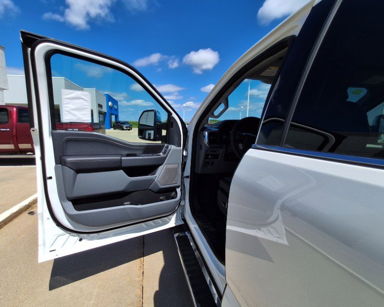 New 2025 Ford F150 Lariat image 10