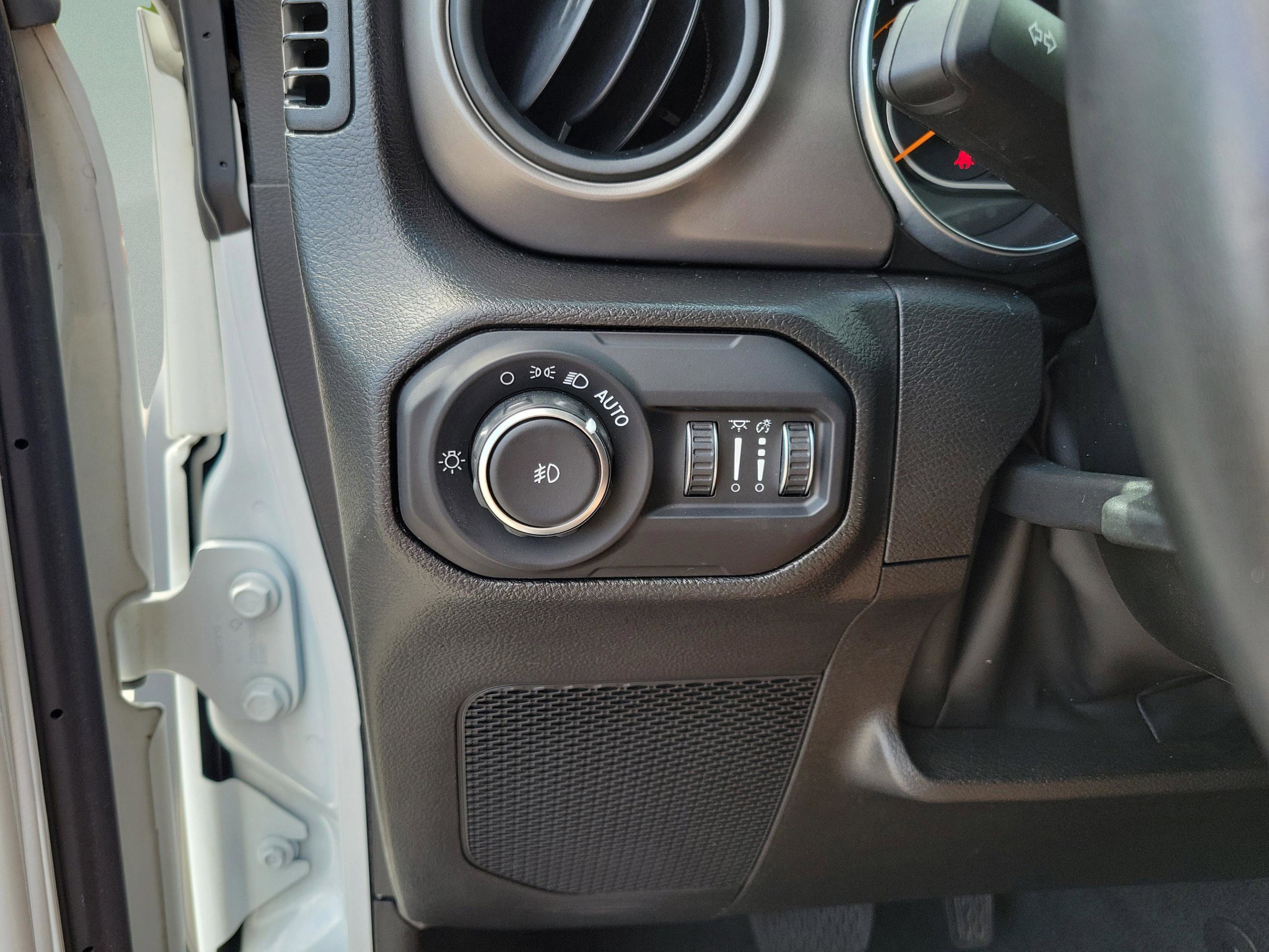 Used 2022 Jeep Wrangler Unlimited Sport image 11