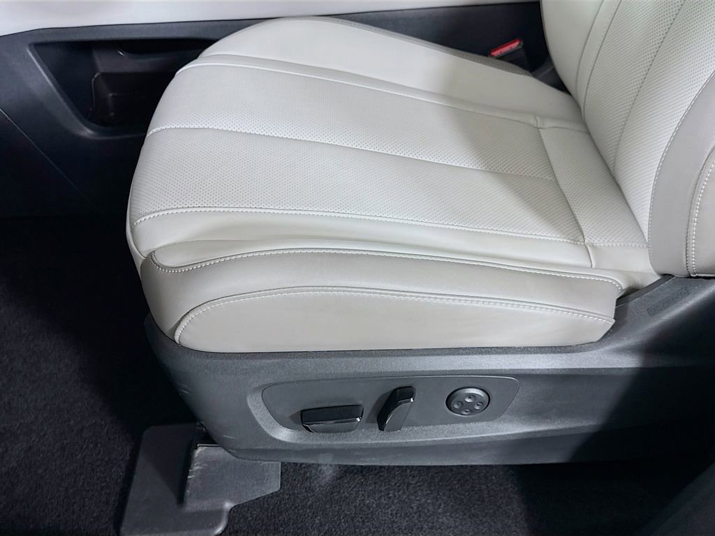 Used 2026 INFINITI QX60 Luxe w/ Cargo Package image 23