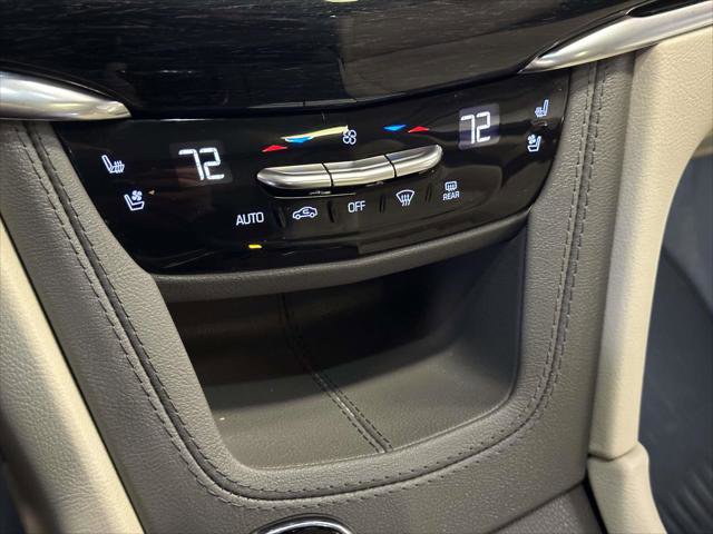 Used 2023 Cadillac XT6 Premium Luxury image 30