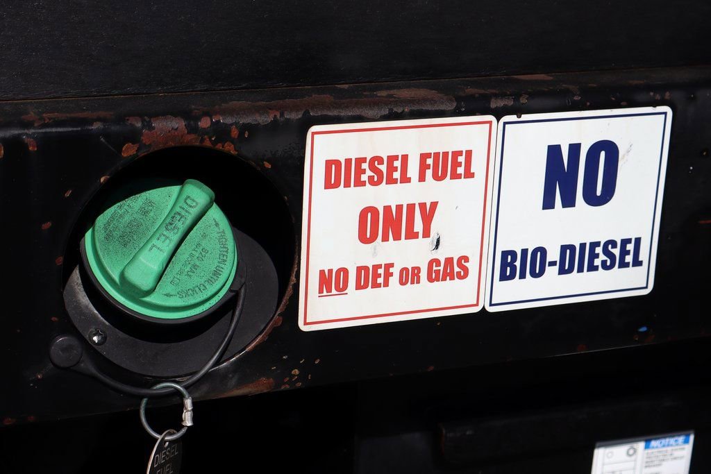 Used 2017 Ford F550 4x4 Crew Cab Super Duty image 58