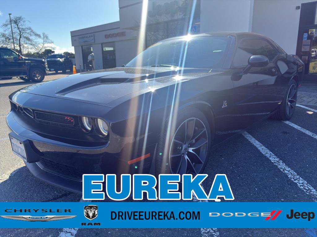 Used 2017 Dodge Challenger R/T Scat Pack w/ Leather Interior Group image 1