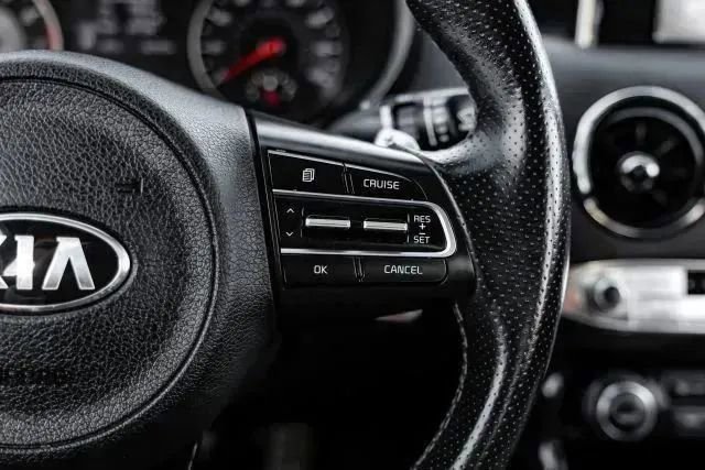 Used 2021 Kia Stinger GT-Line image 19