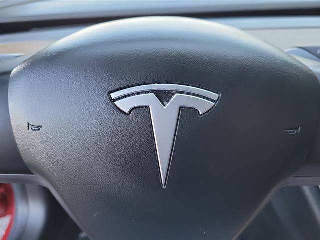 Used 2018 Tesla Model 3 Long Range image 17