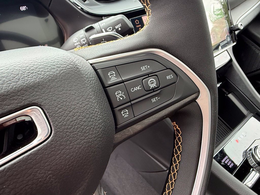 New 2026 Jeep Grand Cherokee Limited AWD/4WD image 19
