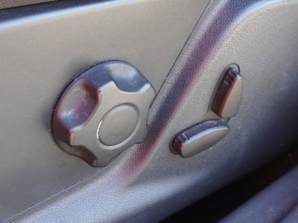 Used 2019 Ford EcoSport SE w/ SE Convenience Package image 11