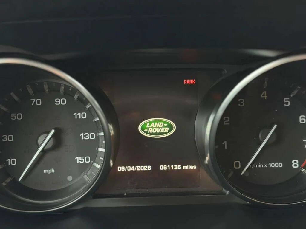 Used 2015 Land Rover Range Rover Evoque Pure image 13