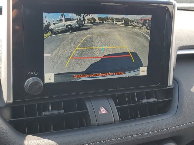 Used 2025 Toyota RAV4 XLE image 27