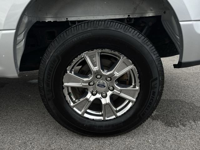 Used 2017 Ford F150 XLT w/ Equipment Group 302A Luxury AWD/4WD image 31