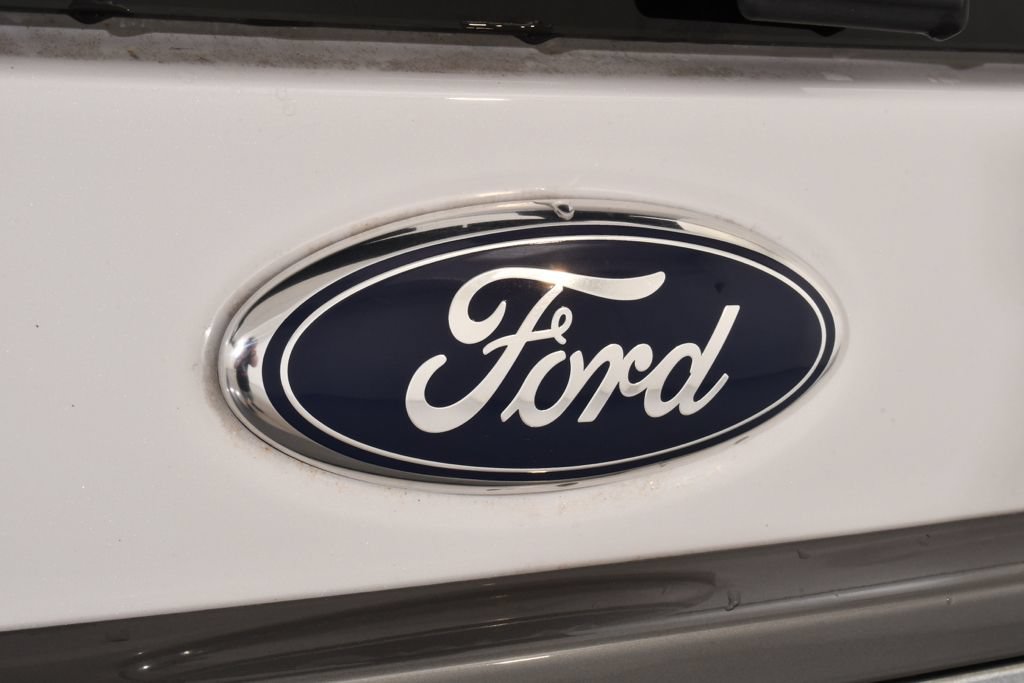 Used 2015 Ford Expedition Limited AWD/4WD image 22