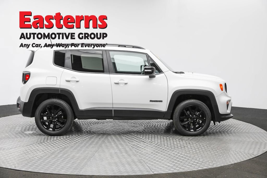 Used 2022 Jeep Renegade Altitude w/ Sun/Sound Group image 4