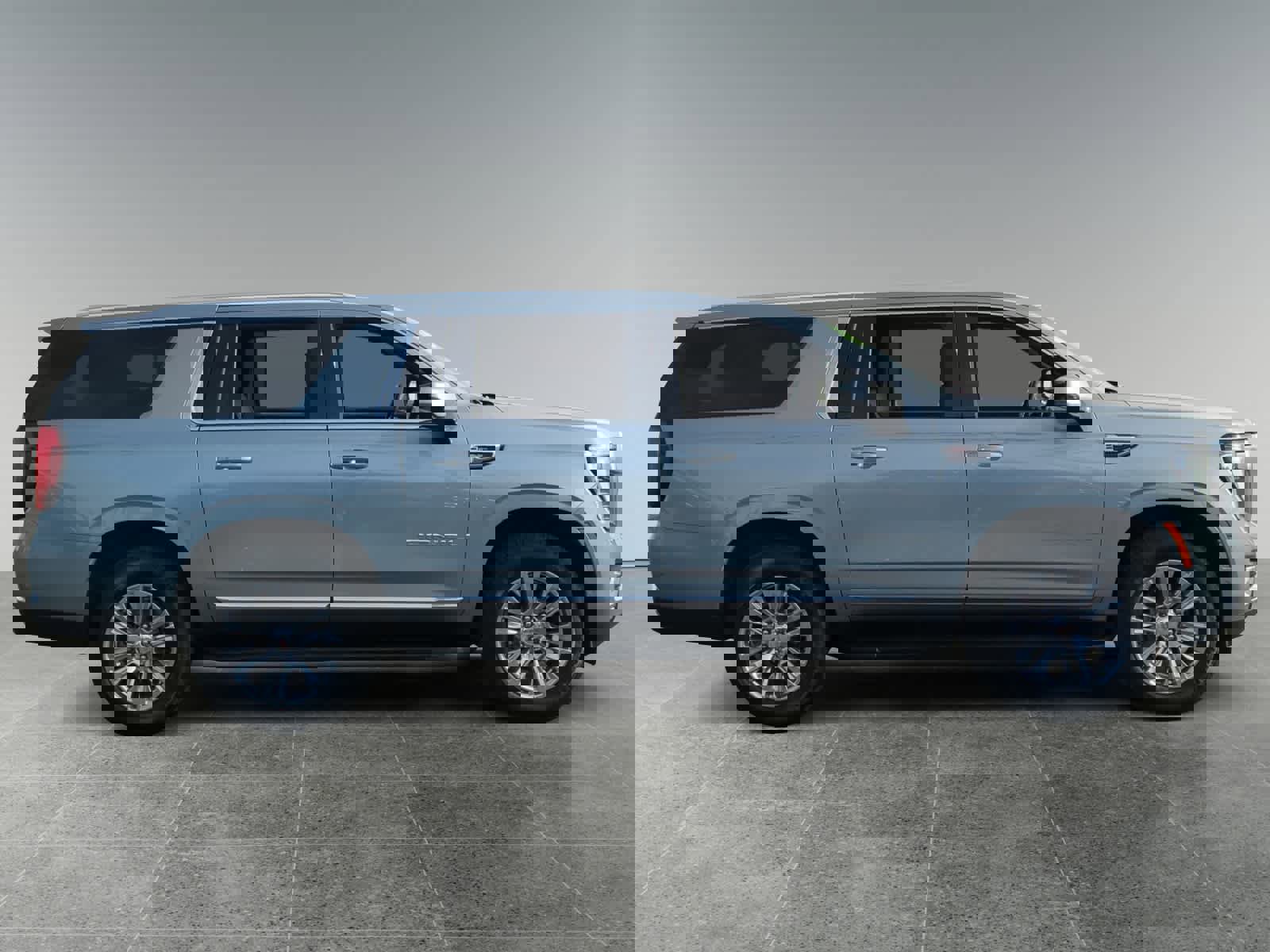 Used 2025 GMC Yukon XL Denali image 6