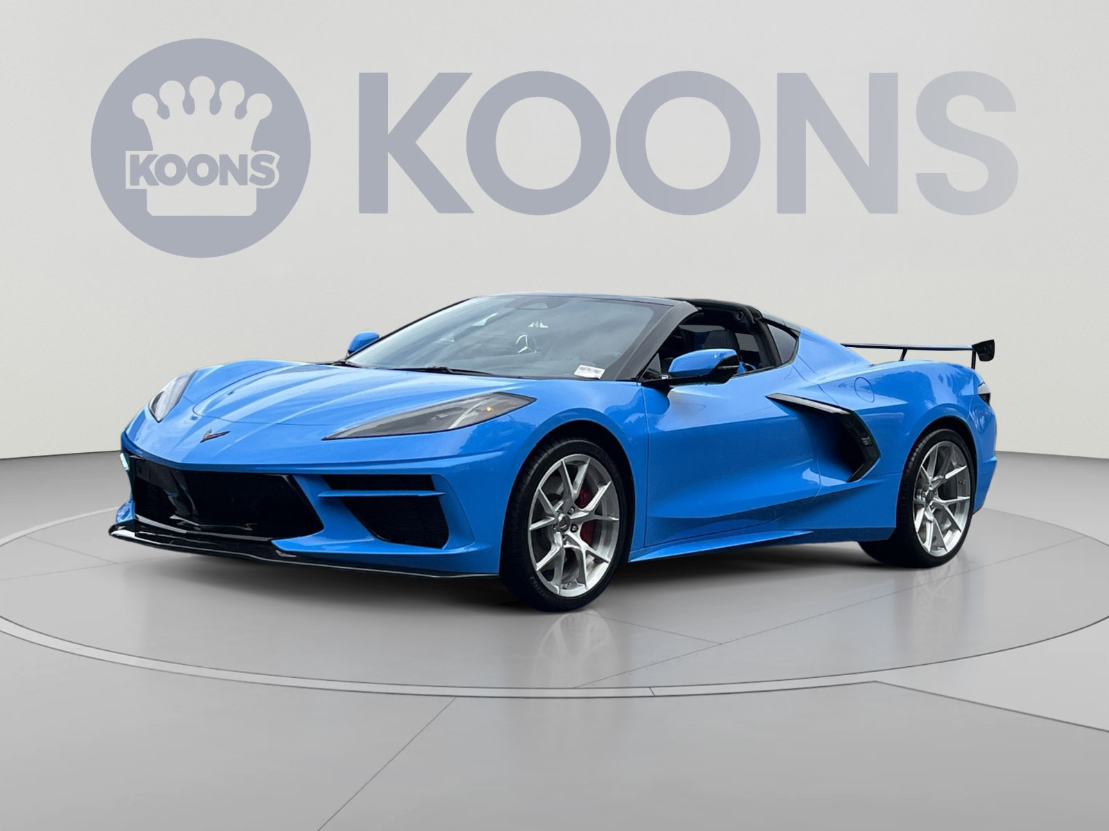 Used 2024 Chevrolet Corvette Stingray Premium Cpe w/ Z51 Performance Package RWD image 5