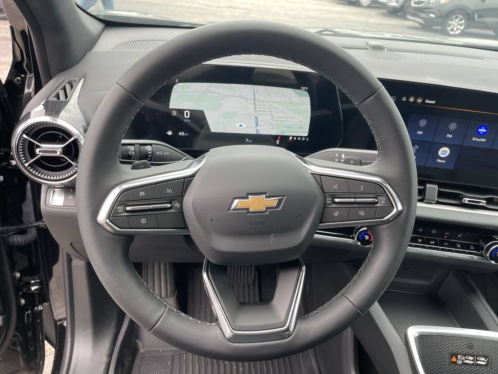 New 2026 Chevrolet Equinox LT w/ Convenience Package II FWD image 14