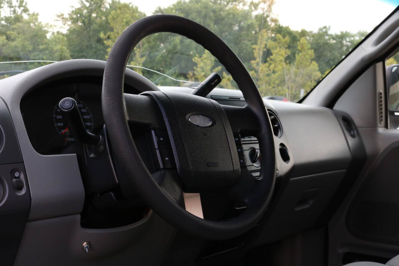 Used 2005 Ford F150 2WD Regular Cab image 21