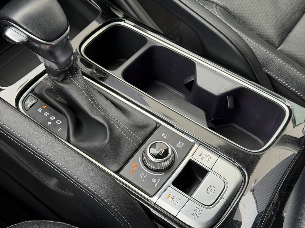 Used 2022 Kia Telluride EX w/ EX Premium Package image 16