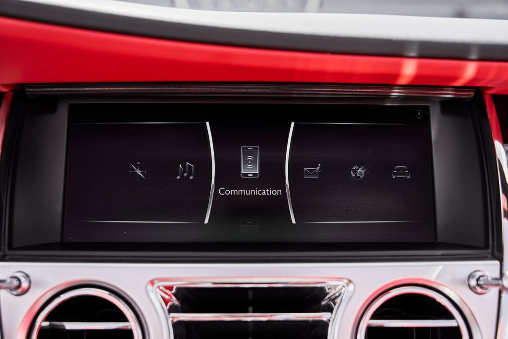 Used 2018 Rolls-Royce Dawn RWD image 68