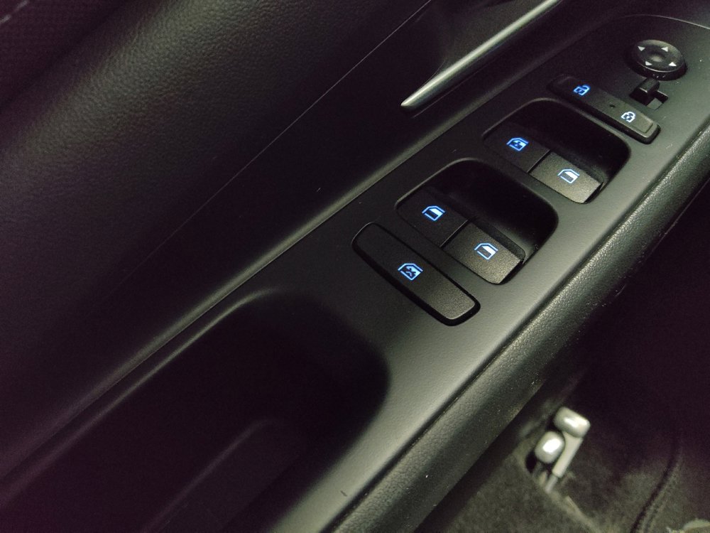 Used 2022 Hyundai Elantra SEL FWD image 27