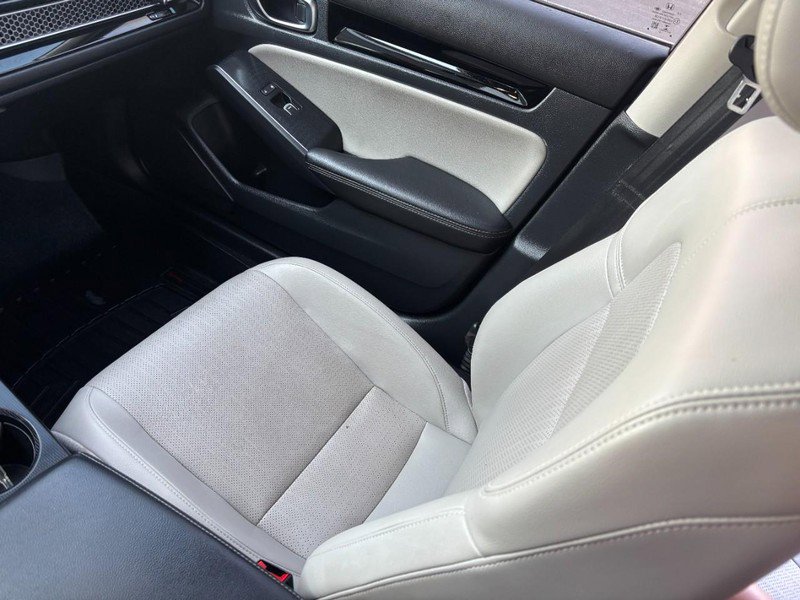 Used 2022 Honda Civic Touring image 19