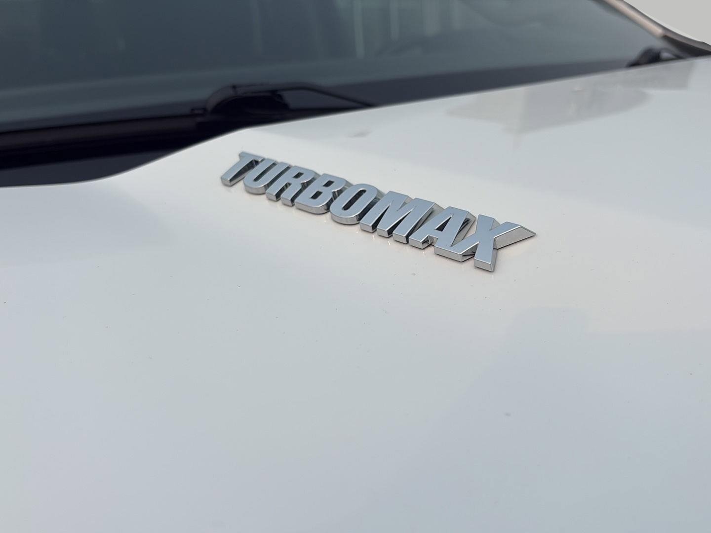 Used 2024 Chevrolet Silverado 1500 LT AWD/4WD image 10