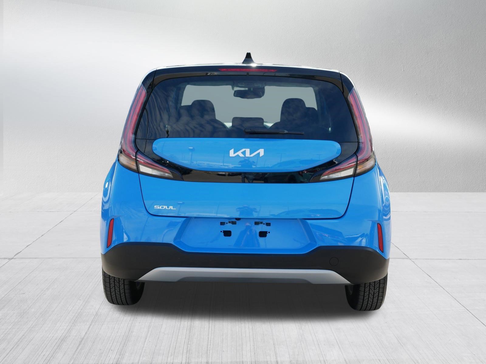 Certified 2023 Kia Soul S image 6