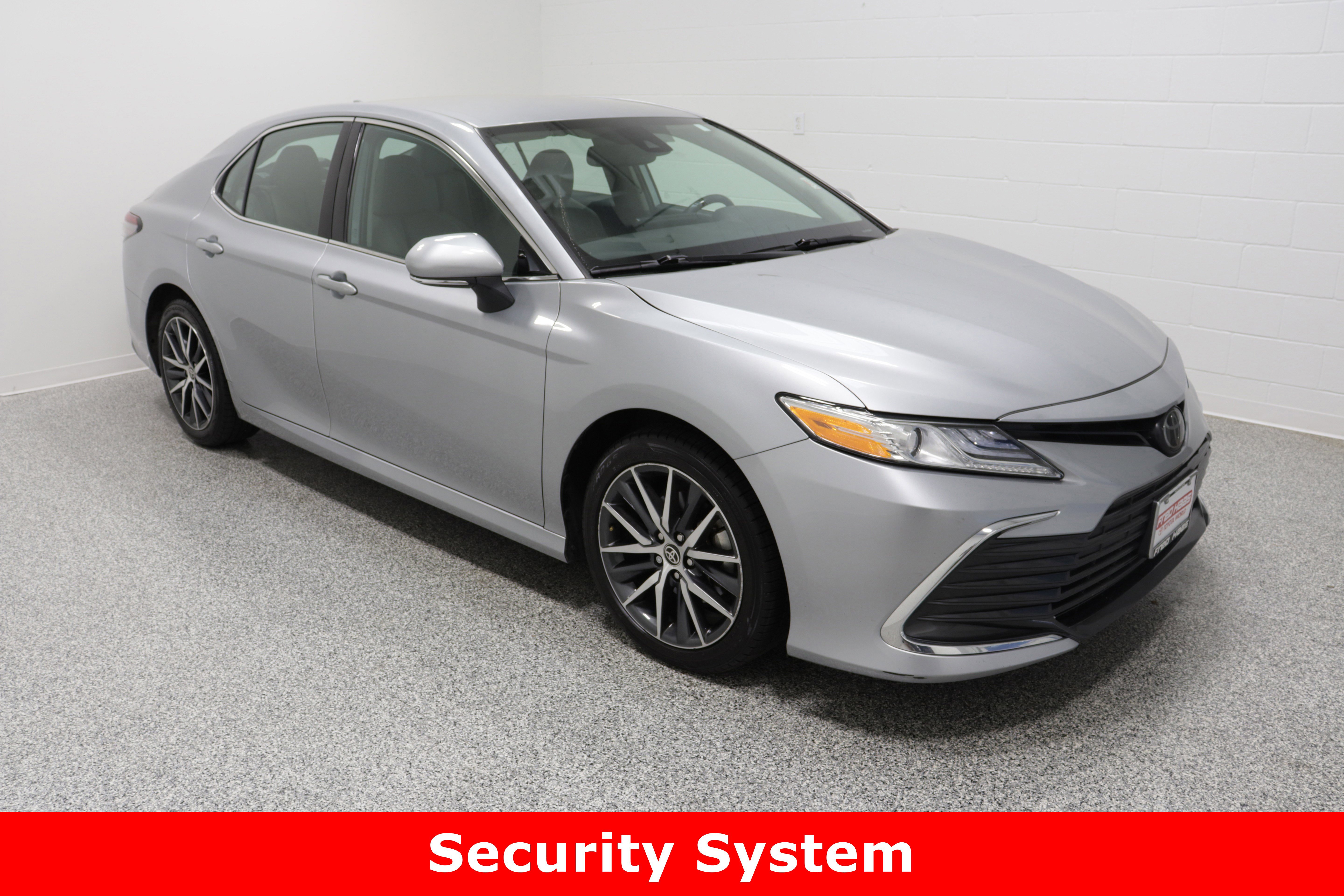 Used 2024 Toyota Camry XLE image 4