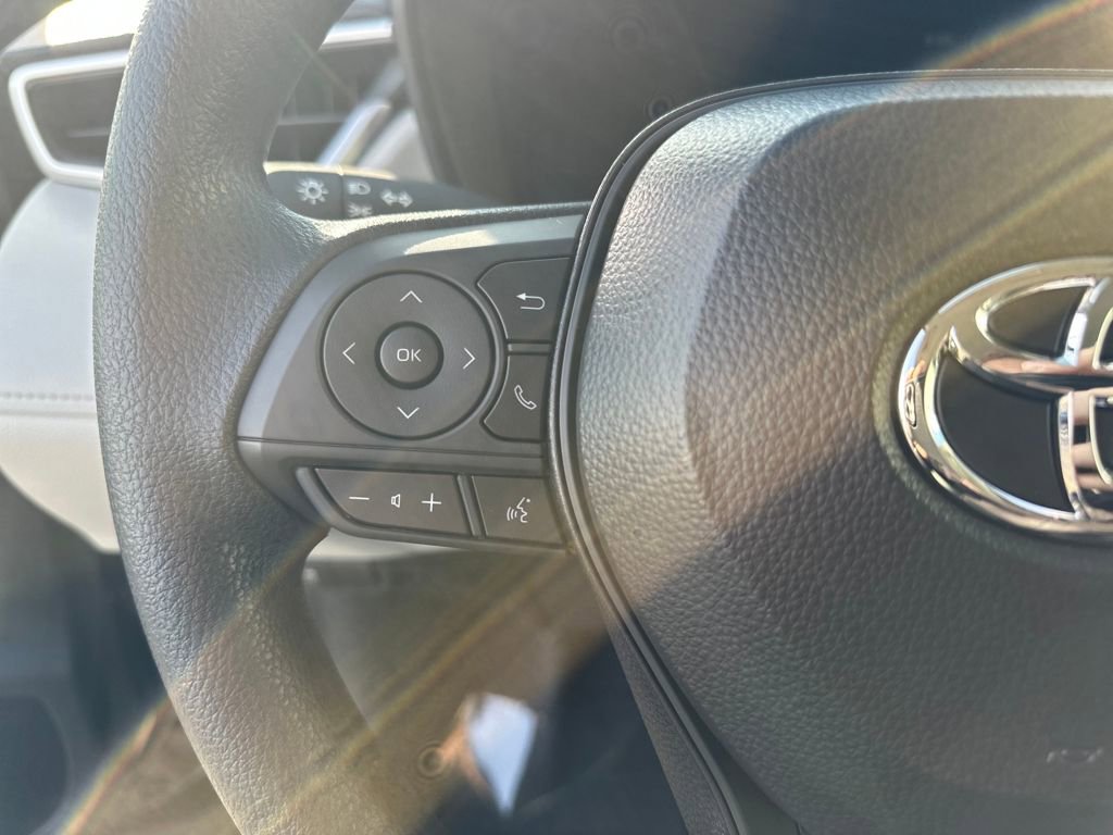 New 2026 Toyota Corolla Cross L image 18