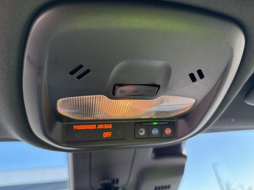 Certified 2025 Buick Envista Preferred image 20