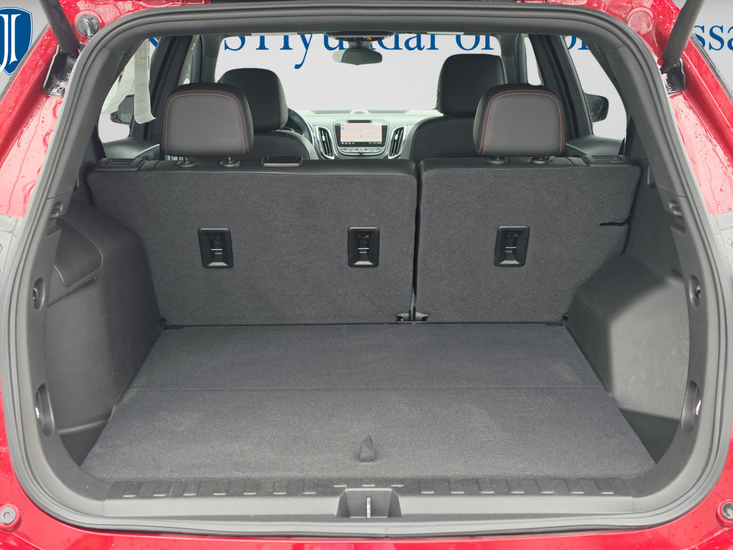 Used 2022 Chevrolet Equinox RS w/ RS Leather Package FWD image 15