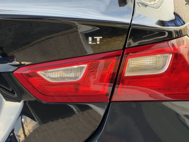 Used 2023 Chevrolet Malibu LT FWD image 10