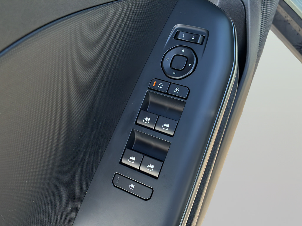 New 2026 Kia K4 FWD image 12
