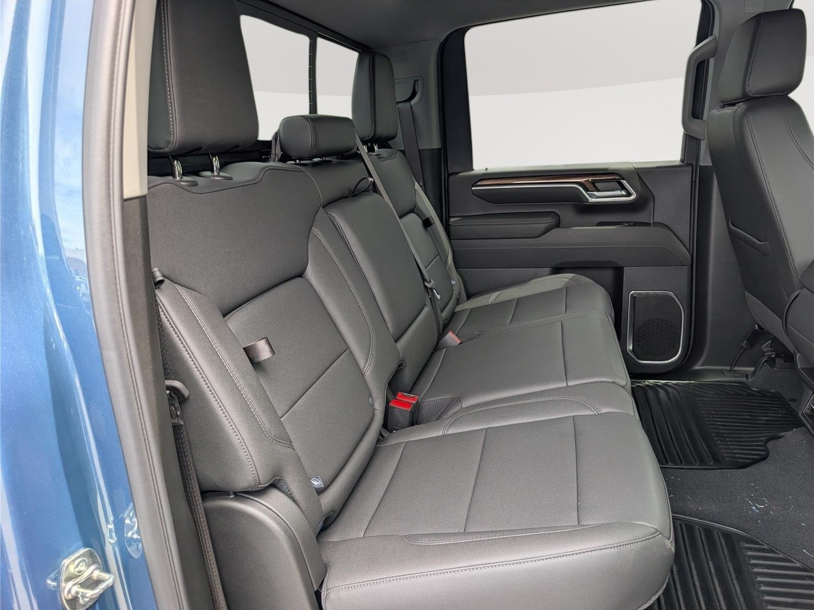 New 2026 Chevrolet Silverado 2500 LT w/ Trail Boss Package AWD/4WD image 11