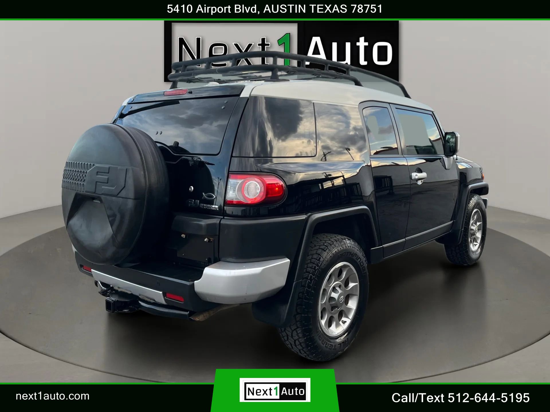 Used 2012 Toyota FJ Cruiser 2WD w/ Upgrade Pkg image 7