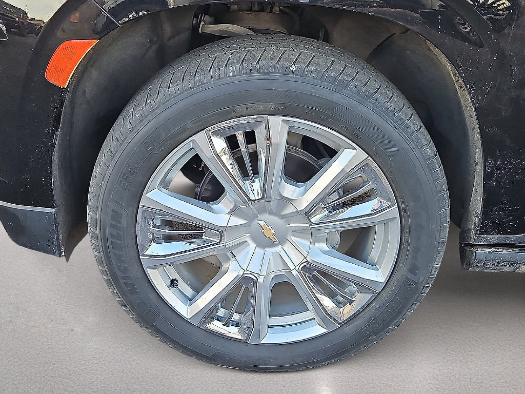 Used 2021 Chevrolet Tahoe High Country w/ Premium Package AWD/4WD image 13