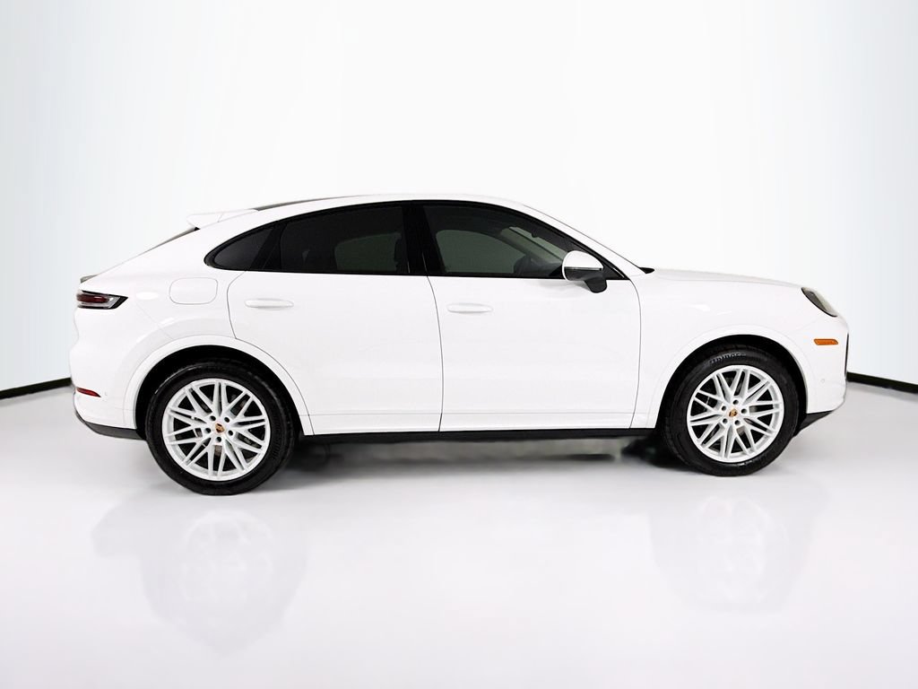 New 2026 Porsche Cayenne Coupe AWD/4WD image 8