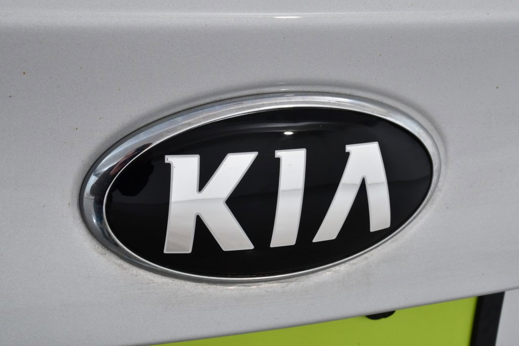 Used 2018 Kia Forte LX w/ LX Rear Camera Package image 21