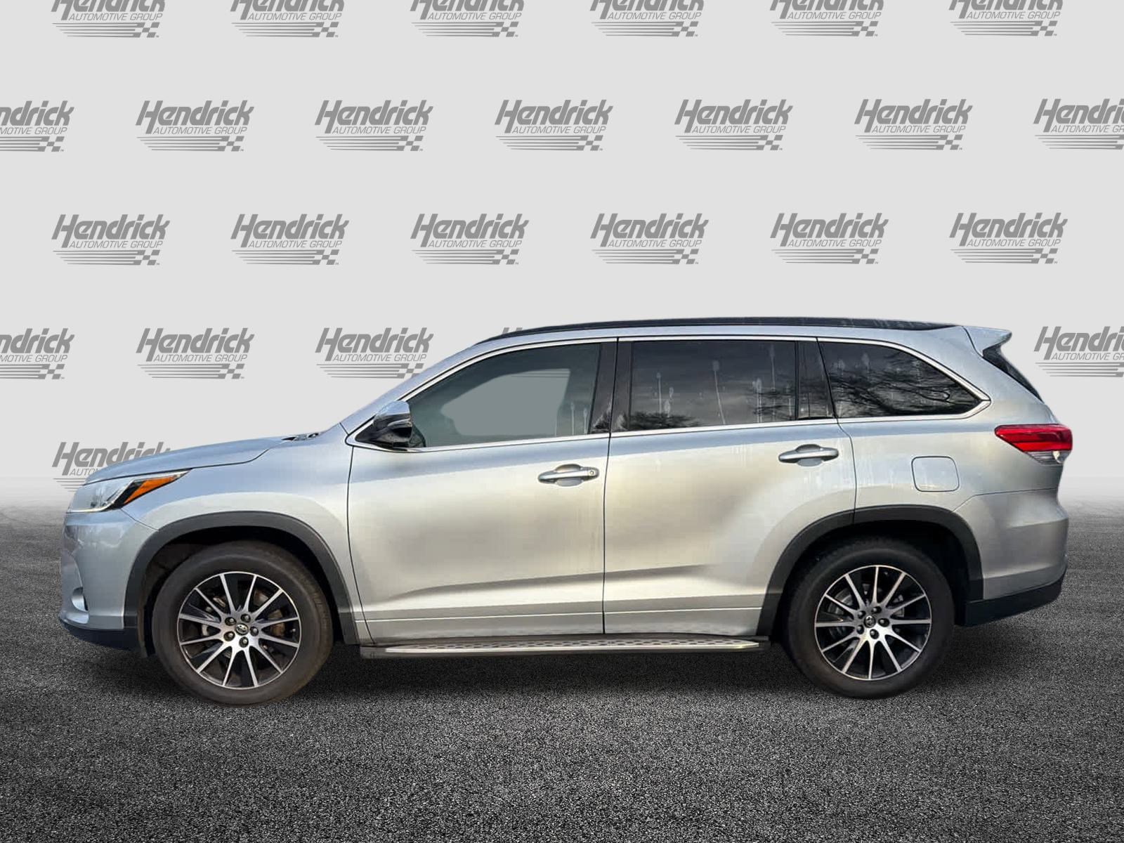 Used 2018 Toyota Highlander SE image 9