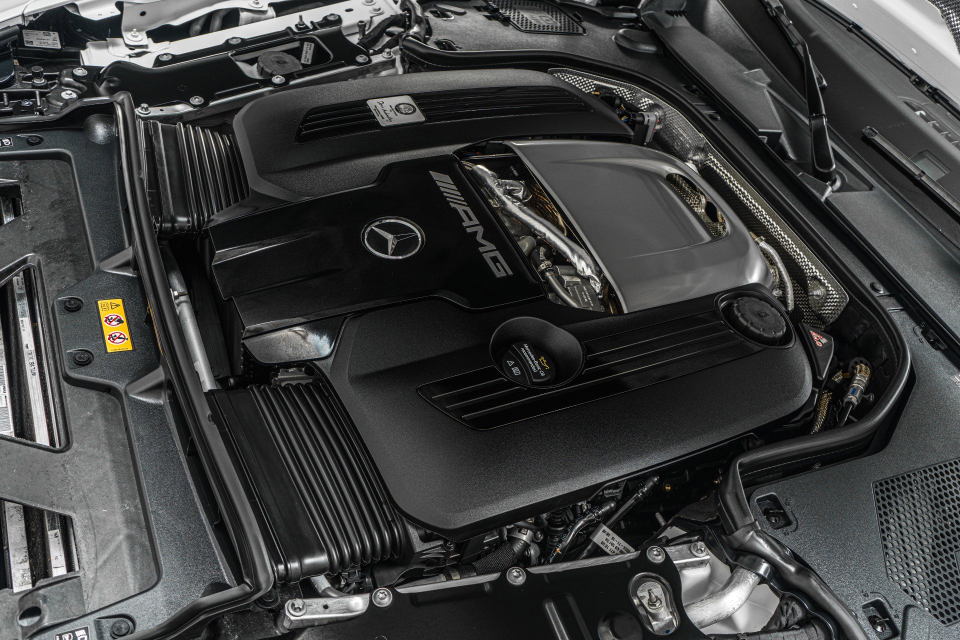 Used 2025 Mercedes-Benz SL 63 AMG S e Performance 4MATIC image 48