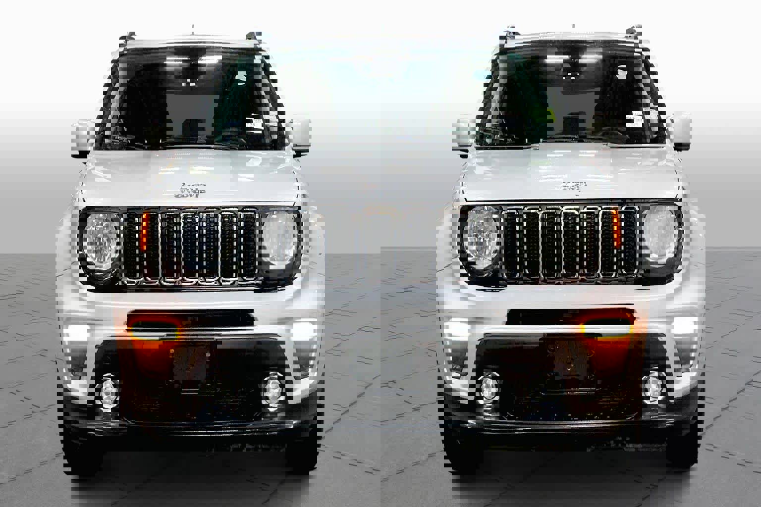 Used 2021 Jeep Renegade Latitude image 4