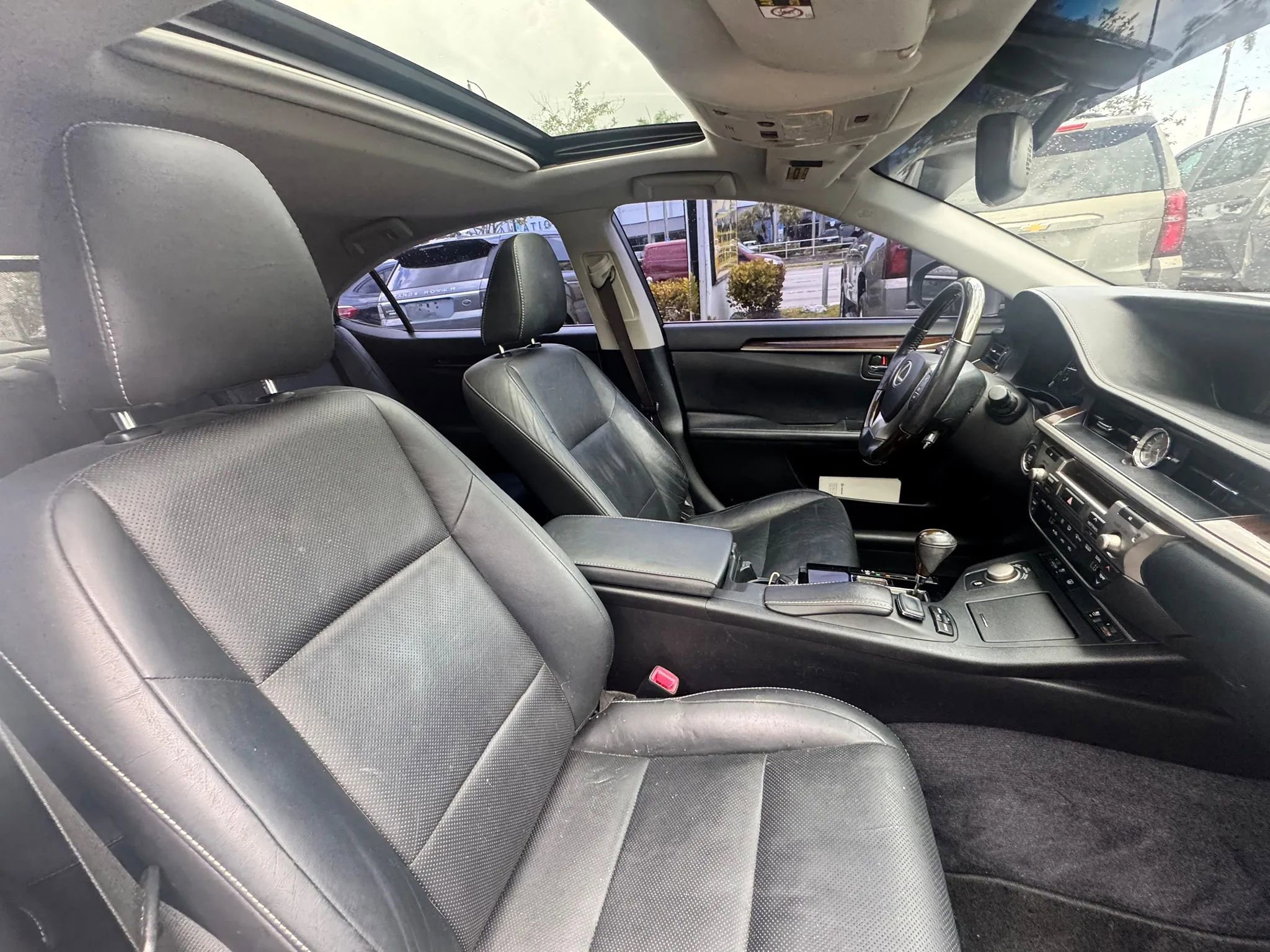 Used 2015 Lexus ES 350 w/ Luxury Package FWD image 15