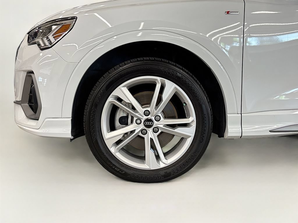 Used 2022 Audi Q3 2.0T Premium Plus AWD/4WD image 25