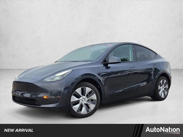 Used 2024 Tesla Model Y Long Range image 1